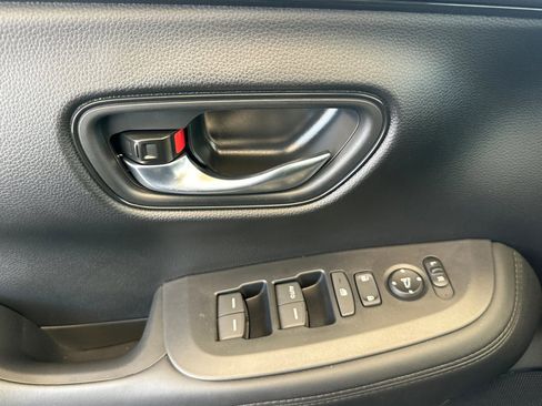 New 2026 Honda HR-V LX image 27
