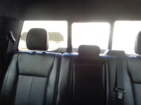 Used 2020 Ford F250 Lariat w/ Chrome Package image 39