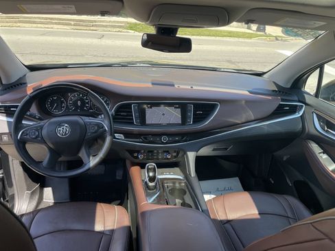 Used 2018 Buick Enclave Avenir w/ Trailering Package AWD/4WD image 12