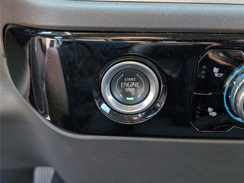 Used 2022 GMC Sierra 1500 Elevation image 23