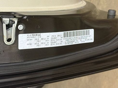 Used 2019 Dodge Grand Caravan SXT FWD image 32