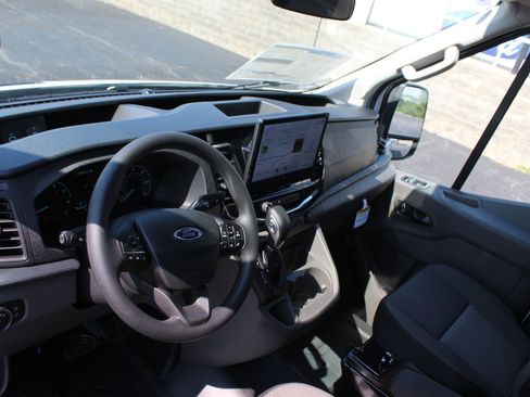 New 2025 Ford Transit 350 XLT image 16