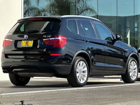 Used 2017 BMW X3 sDrive28i RWD image 3