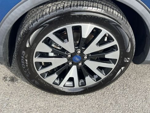 Used 2020 Ford Escape SE Sport image 12