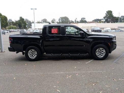 Used 2024 Nissan Frontier SV w/ Technology Package AWD/4WD image 4