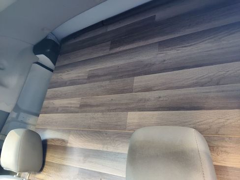 Used 2019 Nissan NV 2500 SV image 29