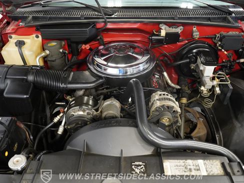 Used 1994 Chevrolet Silverado 1500 2WD Regular Cab image 40