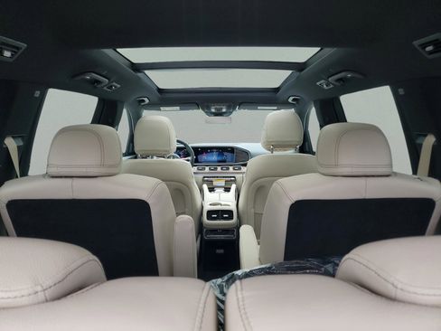 Certified 2026 Mercedes-Benz GLS 580 4MATIC image 10