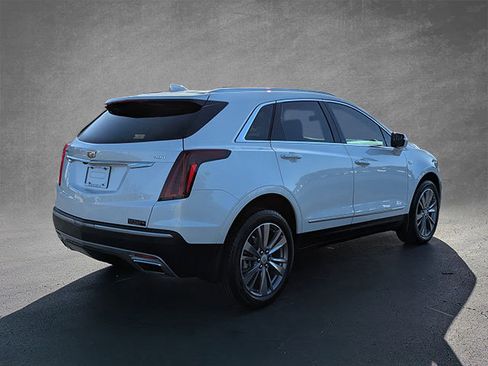 Certified 2023 Cadillac XT5 Premium Luxury image 6