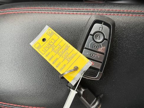 Certified 2024 Ford Escape ST-Line w/ Tech Pack #1 AWD/4WD image 15