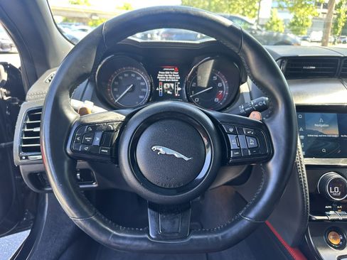 Used 2015 Jaguar F-TYPE S RWD image 14