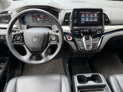 Used 2023 Honda Odyssey Touring image 35