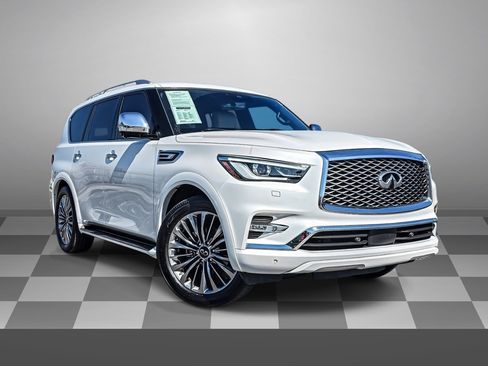 Used 2021 INFINITI QX80 Sensory w/ All-Season Package image 1