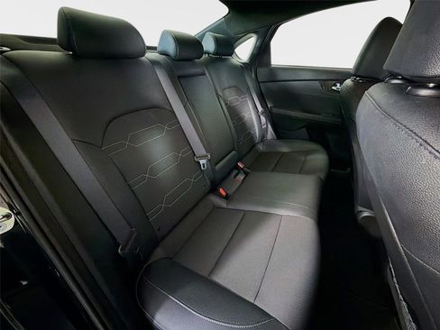 Certified 2024 Kia Forte GT-Line FWD image 24