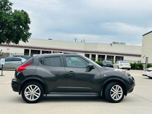 Used 2013 Nissan Juke SV FWD image 11