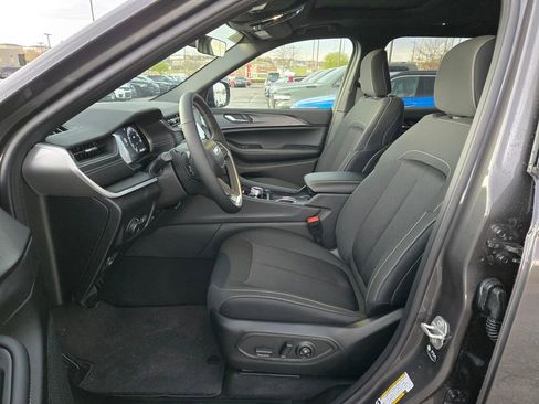 New 2026 Jeep Grand Cherokee L Laredo AWD/4WD image 13