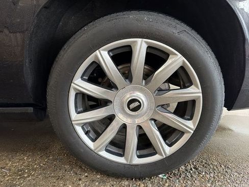 Used 2022 Cadillac Escalade ESV Premium Luxury Platinum w/ Heavy-Duty Trailer Package image 10