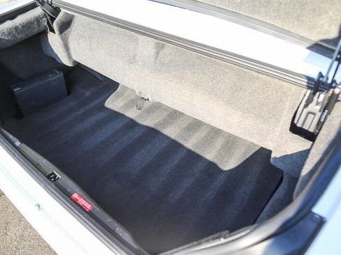 Used 1995 Mercedes-Benz E 320 Convertible image 89