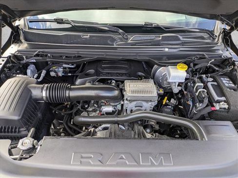 Used 2024 RAM 1500 Limited image 24