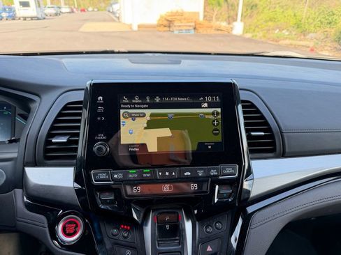 Used 2018 Honda Odyssey Elite image 13