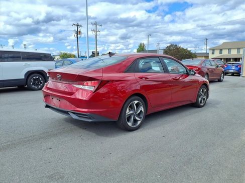 Used 2023 Hyundai Elantra SEL w/ Convenience Package image 23