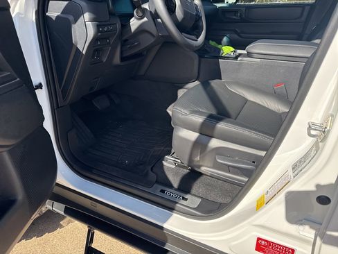 Used 2025 Toyota Land Cruiser 1958 image 7