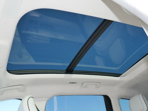 Used 2025 Lincoln Nautilus Black Label image 31