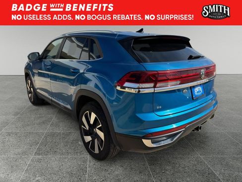 Used 2024 Volkswagen Atlas Cross Sport SE image 5