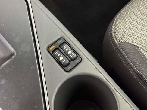 Used 2024 Subaru Crosstrek 2.0i Premium image 28