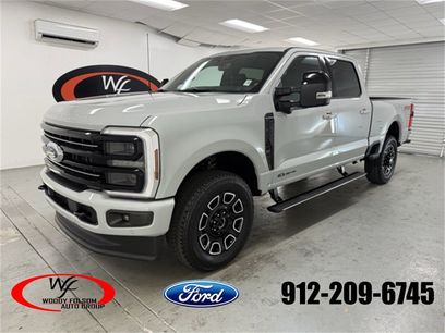 New 2026 Ford F250 Platinum w/ FX4 Off-Road Package