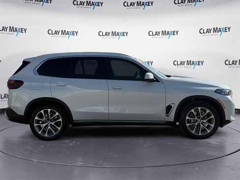 Used 2025 BMW X5 xDrive40i w/ Premium Package image 6