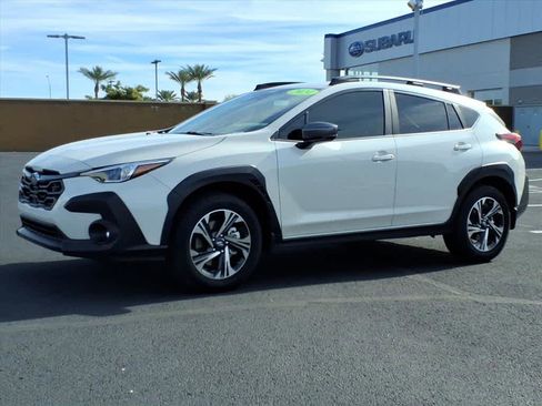 Used 2024 Subaru Crosstrek 2.0i Premium image 3