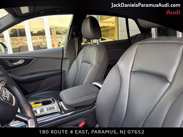 Used 2019 Audi Q8 Premium Plus w/ Premium Plus AWD/4WD image 15
