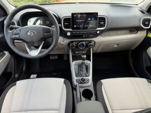 New 2026 Hyundai Venue SEL image 16