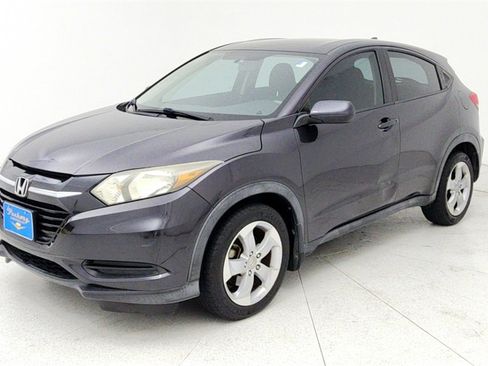 Used 2016 Honda HR-V LX image 1