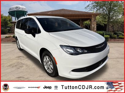 New 2026 Chrysler Voyager LX