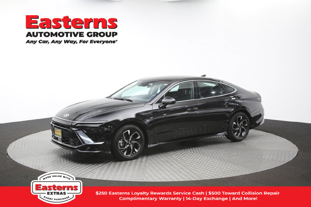 Used 2025 Hyundai Sonata SEL FWD image 60