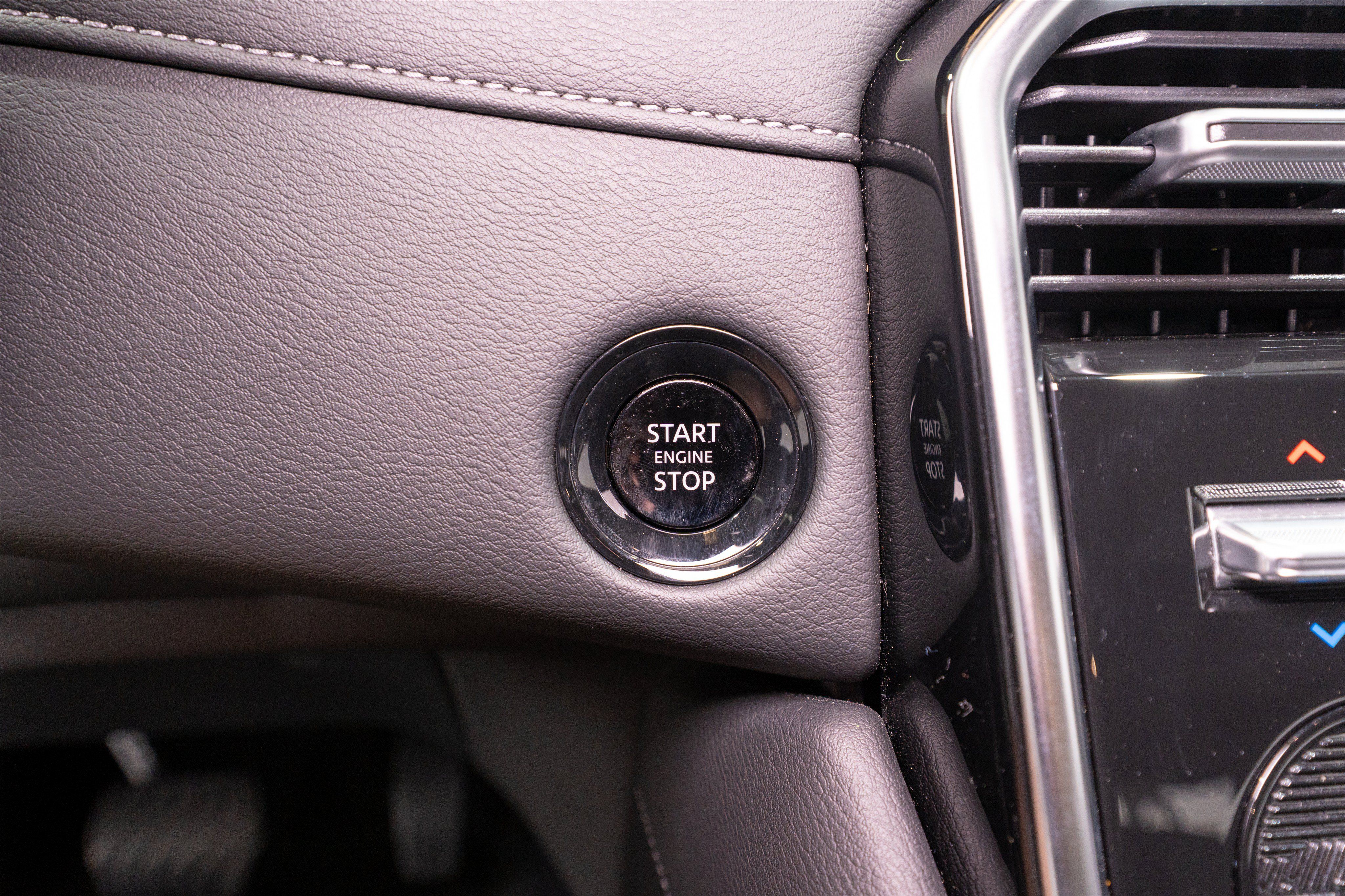 Used 2026 Nissan Armada SV RWD image 28