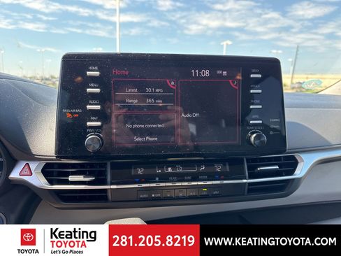 Used 2021 Toyota Sienna LE FWD image 19