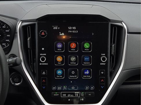 Used 2024 Subaru Crosstrek 2.0i Premium image 13