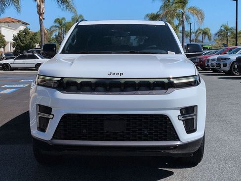 New 2026 Jeep Grand Wagoneer Limited w/ Premium Group II image 2