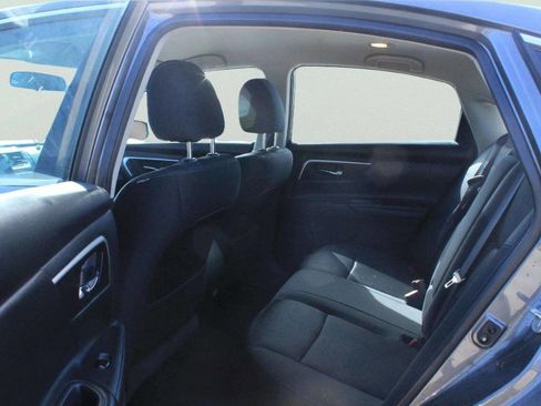 Used 2017 Nissan Altima 2.5 SR image 6