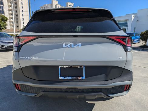 Used 2023 Kia Sportage X-Line image 5