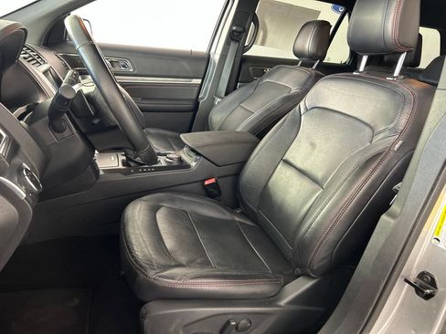Used 2019 Ford Explorer Sport AWD/4WD image 23