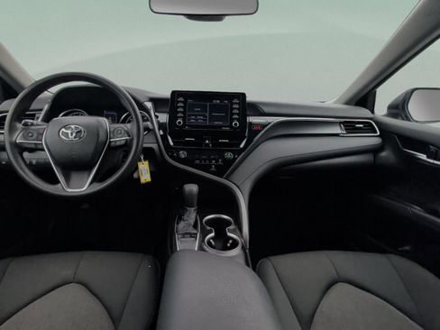 Used 2024 Toyota Camry LE image 34