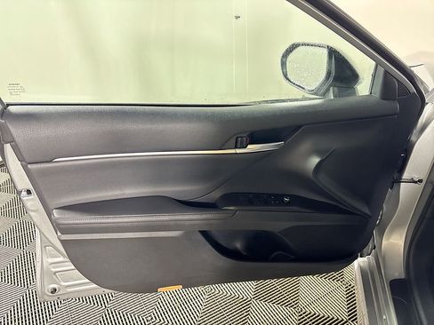 Used 2024 Toyota Camry XSE image 10