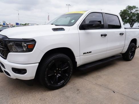 Used 2024 RAM 1500 Lone Star AWD/4WD image 3