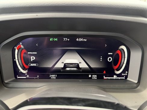 Used 2025 Nissan Rogue SL w/ SL Premium Package AWD/4WD image 16