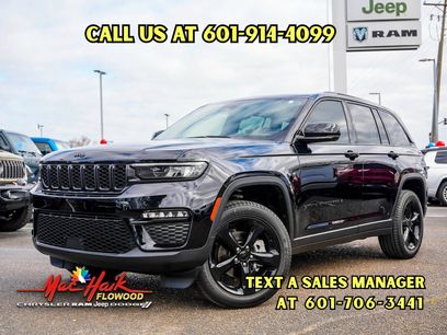 Used 2024 Jeep Grand Cherokee Limited w/ Black Appearance Package