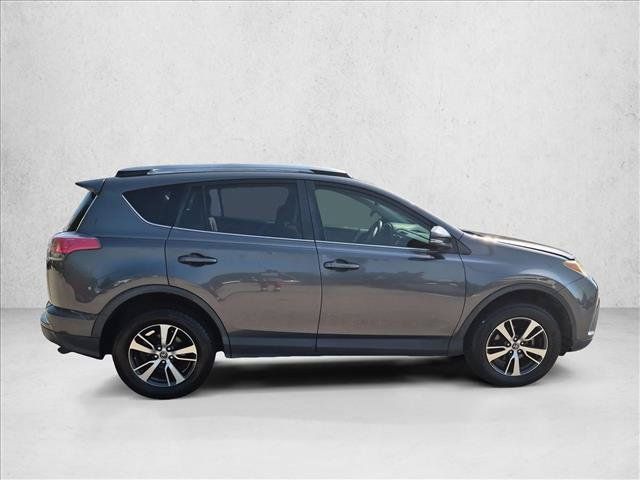 Used 2018 Toyota RAV4 XLE FWD image 4